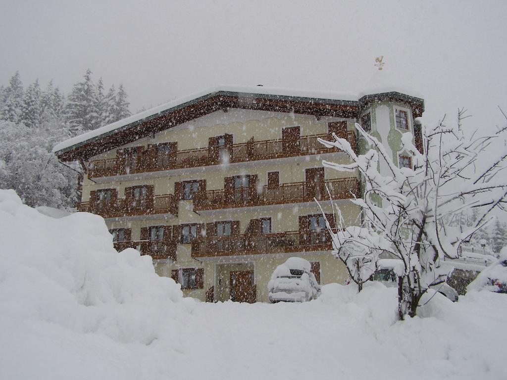 Appartamenti La Val Andalo Exterior photo