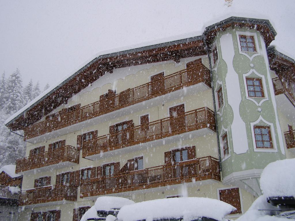 Appartamenti La Val Andalo Exterior photo