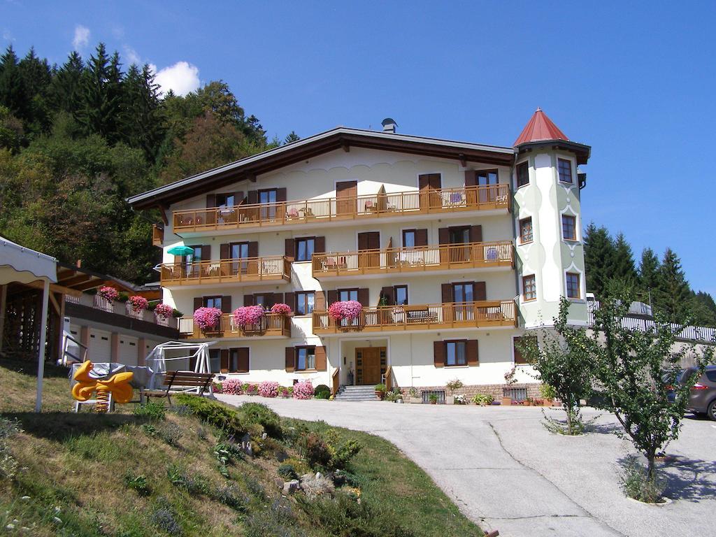 Appartamenti La Val Andalo Exterior photo