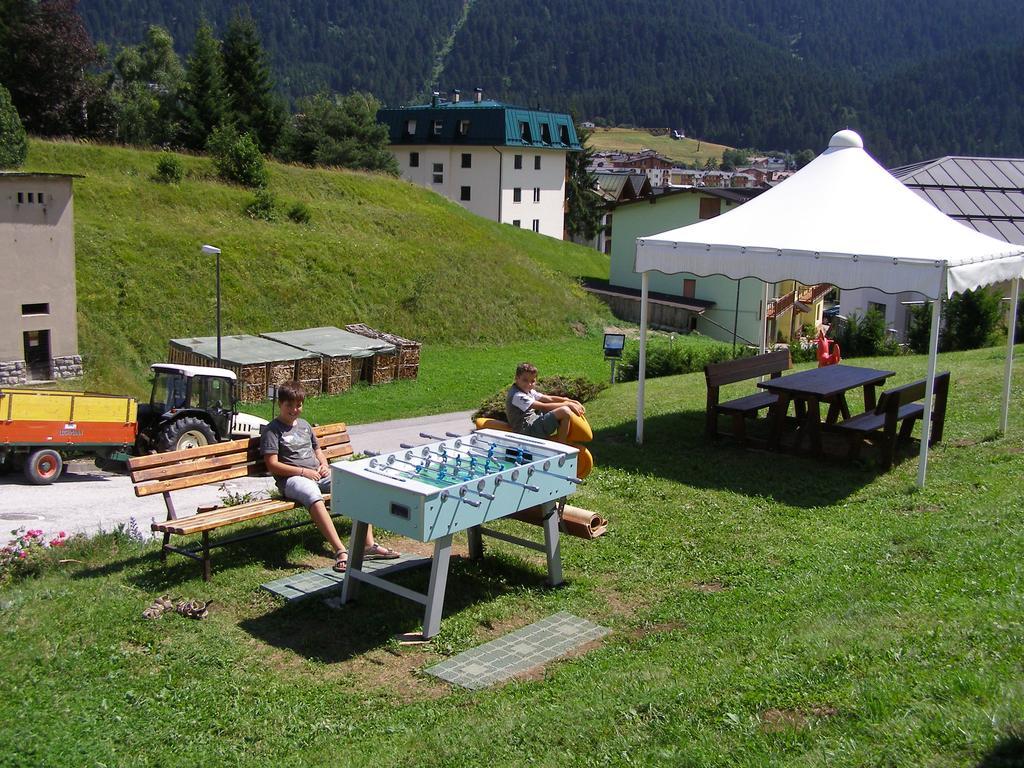 Appartamenti La Val Andalo Exterior photo